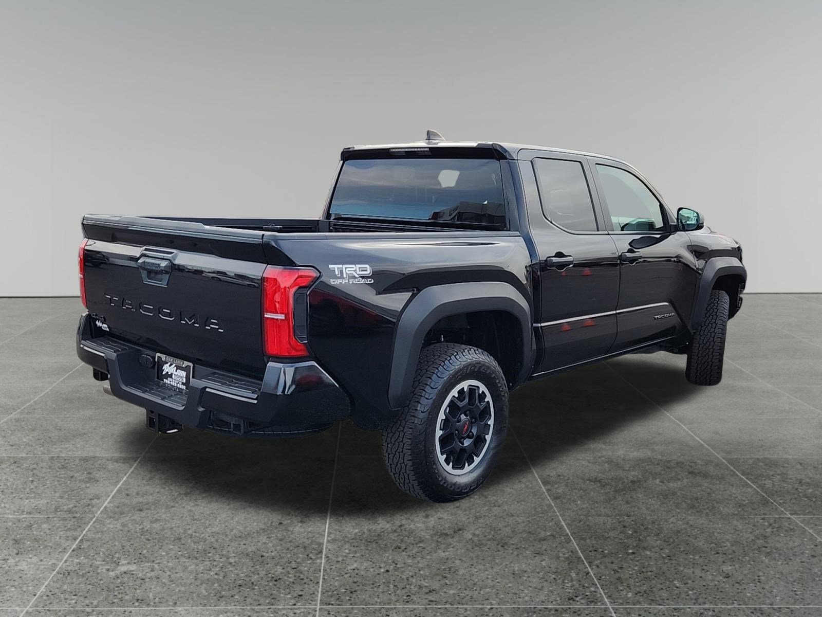 Used 2024 Toyota Tacoma TRD Off-Road image 7