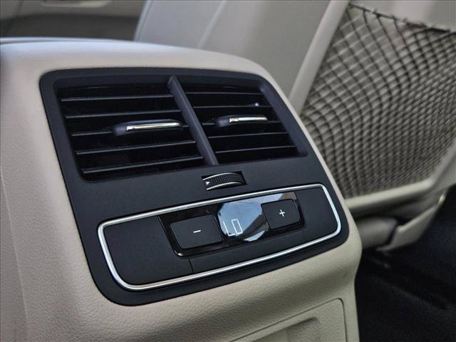 Used 2021 Audi A4 2.0T Premium w/ Convenience Package AWD/4WD image 17
