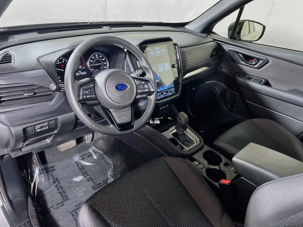 Used 2025 Subaru Forester Premium AWD/4WD image 9