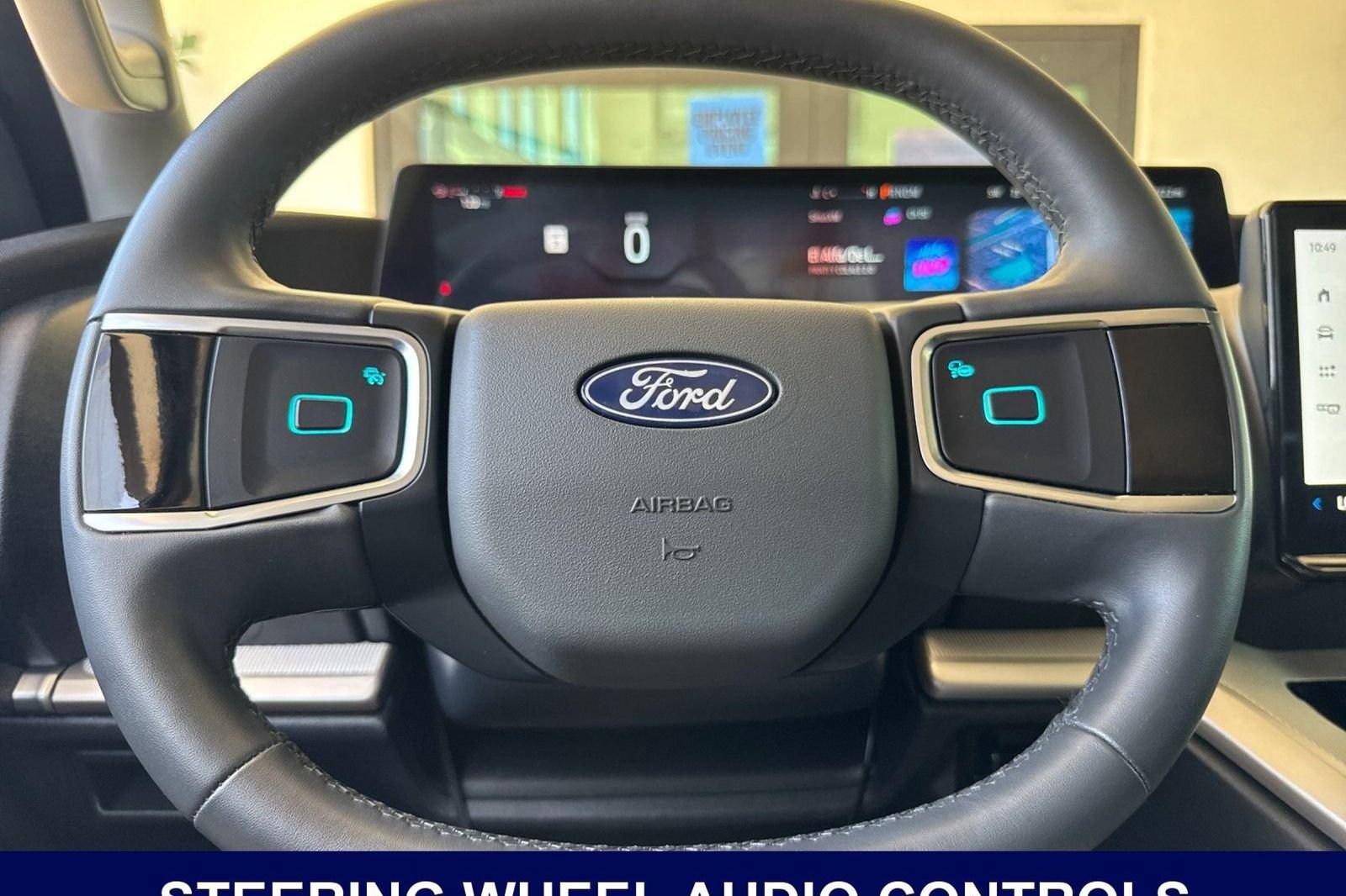 Used 2025 Ford Expedition Active RWD image 31