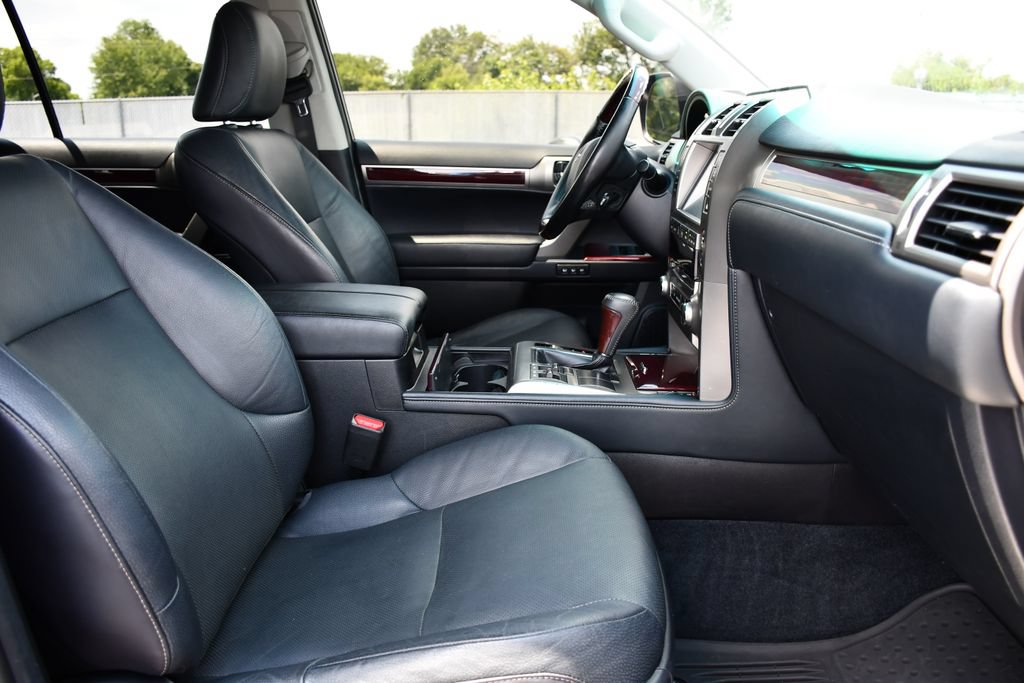 Used 2018 Lexus GX 460 Premium AWD/4WD image 37