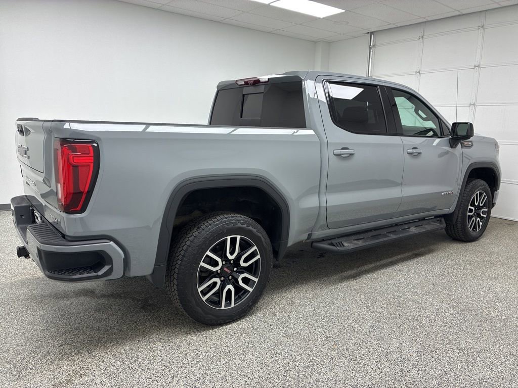 Used 2024 GMC Sierra 1500 AT4 w/ Technology Package image 11