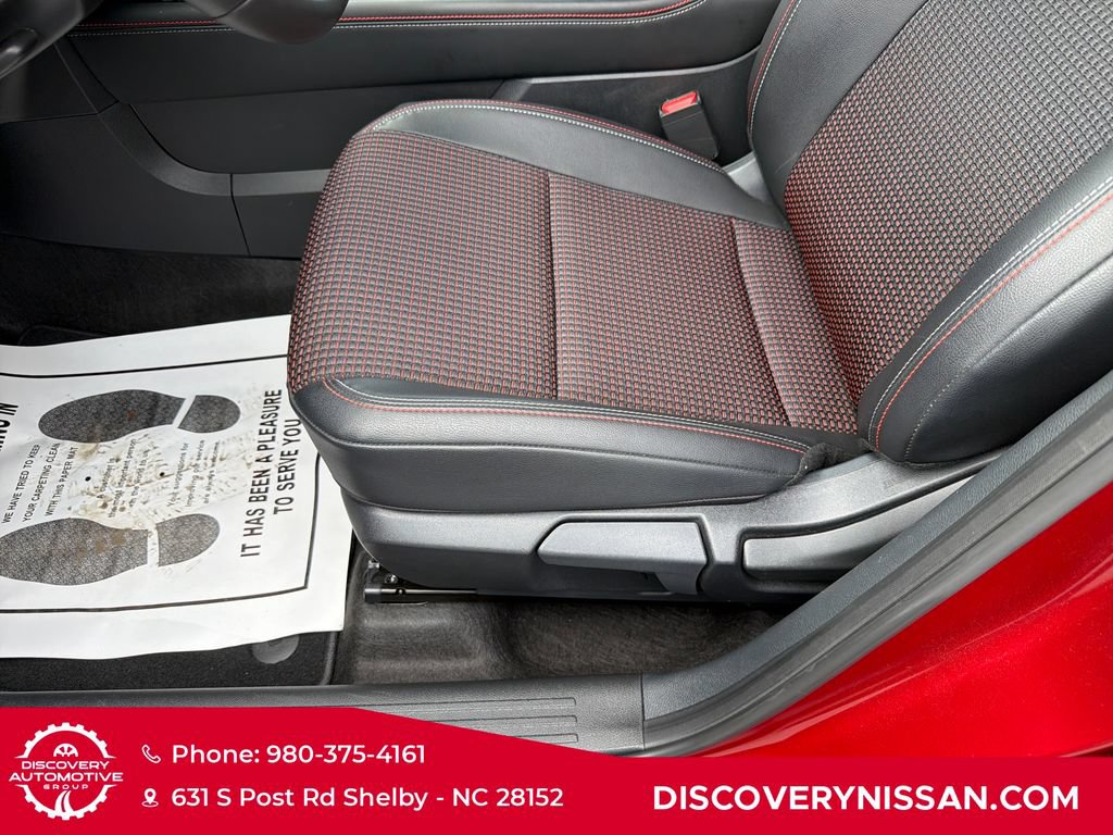 Certified 2026 Nissan Kicks SR FWD image 12
