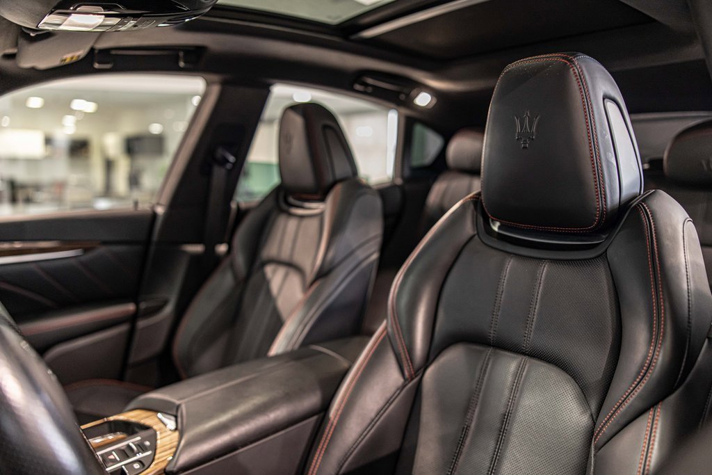 Used 2019 Maserati Levante S GranSport image 19