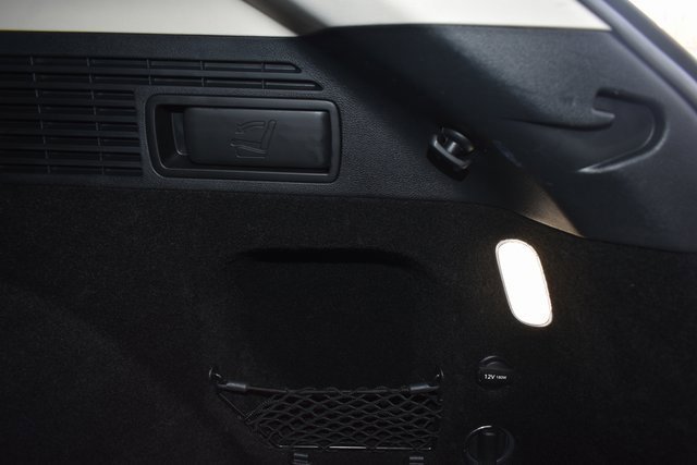 Used 2022 Genesis GV70 2.5T w/ Select Package image 46