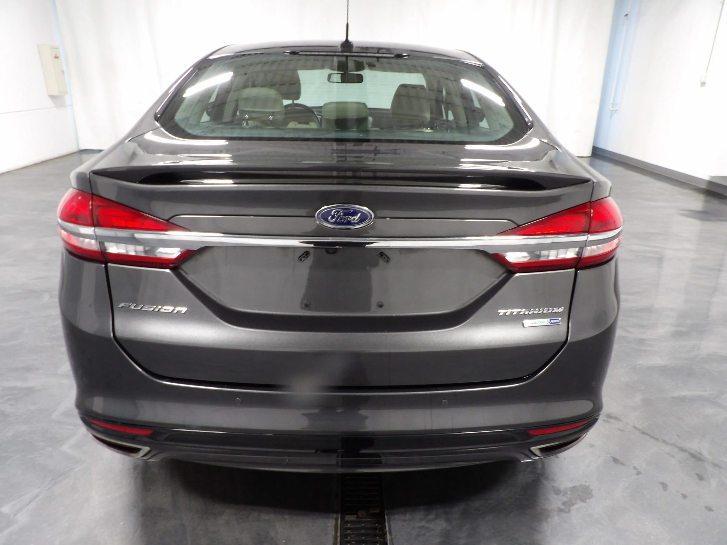 Used 2018 Ford Fusion Titanium AWD/4WD image 5