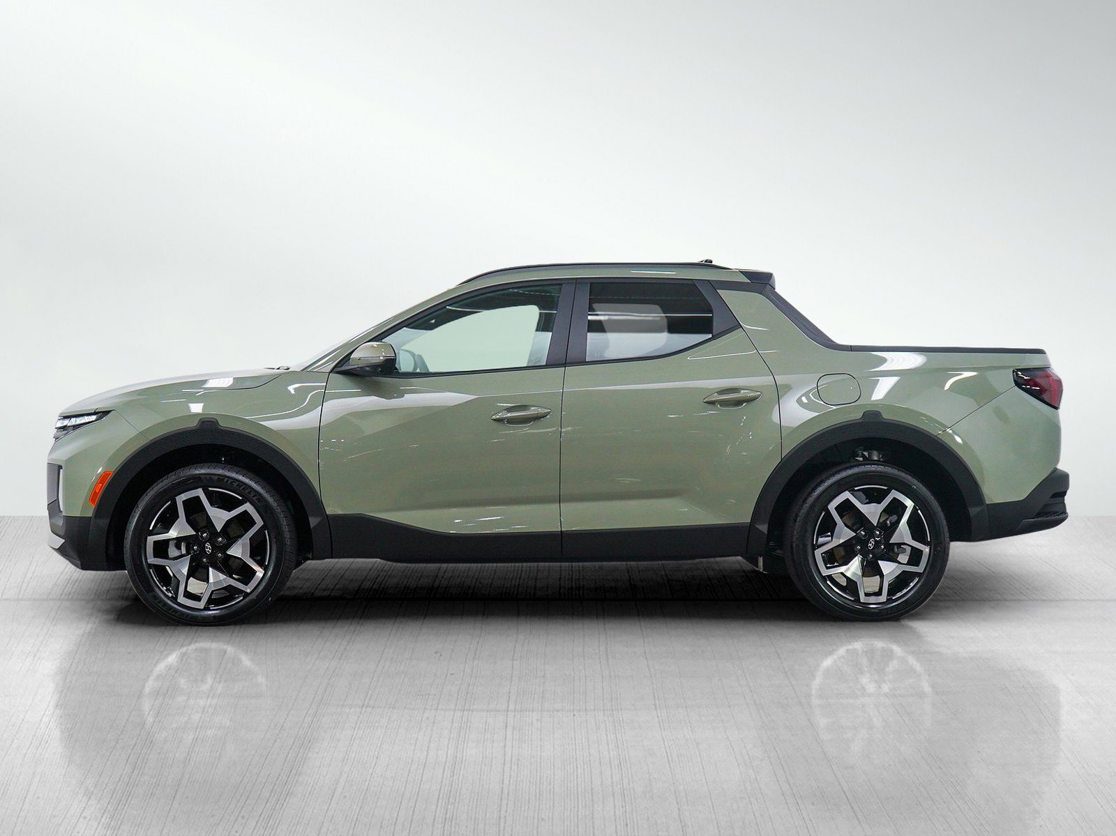 Used 2024 Hyundai Santa Cruz Limited image 2