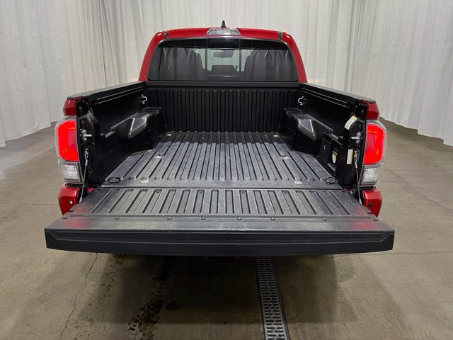 Certified 2021 Toyota Tacoma TRD Off-Road w/ Technology Package AWD/4WD image 13