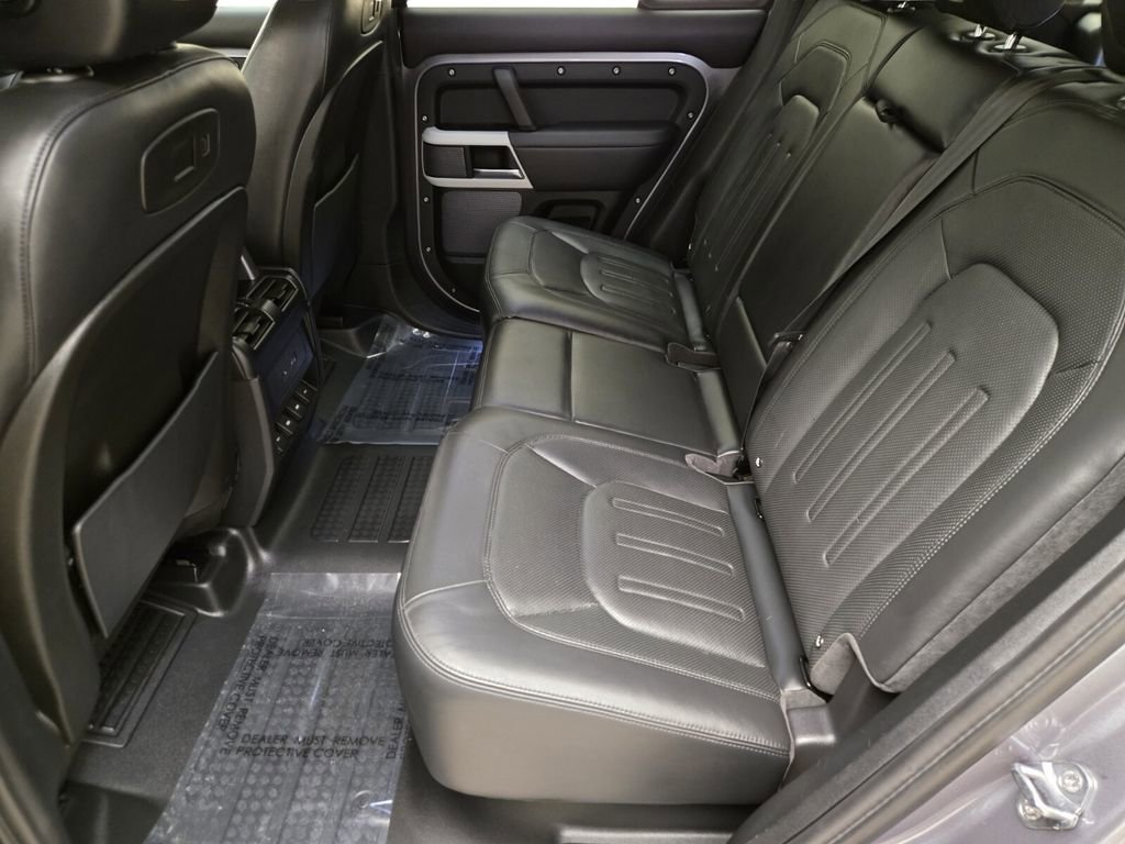 Used 2020 Land Rover Defender 110 First Edition AWD/4WD image 20