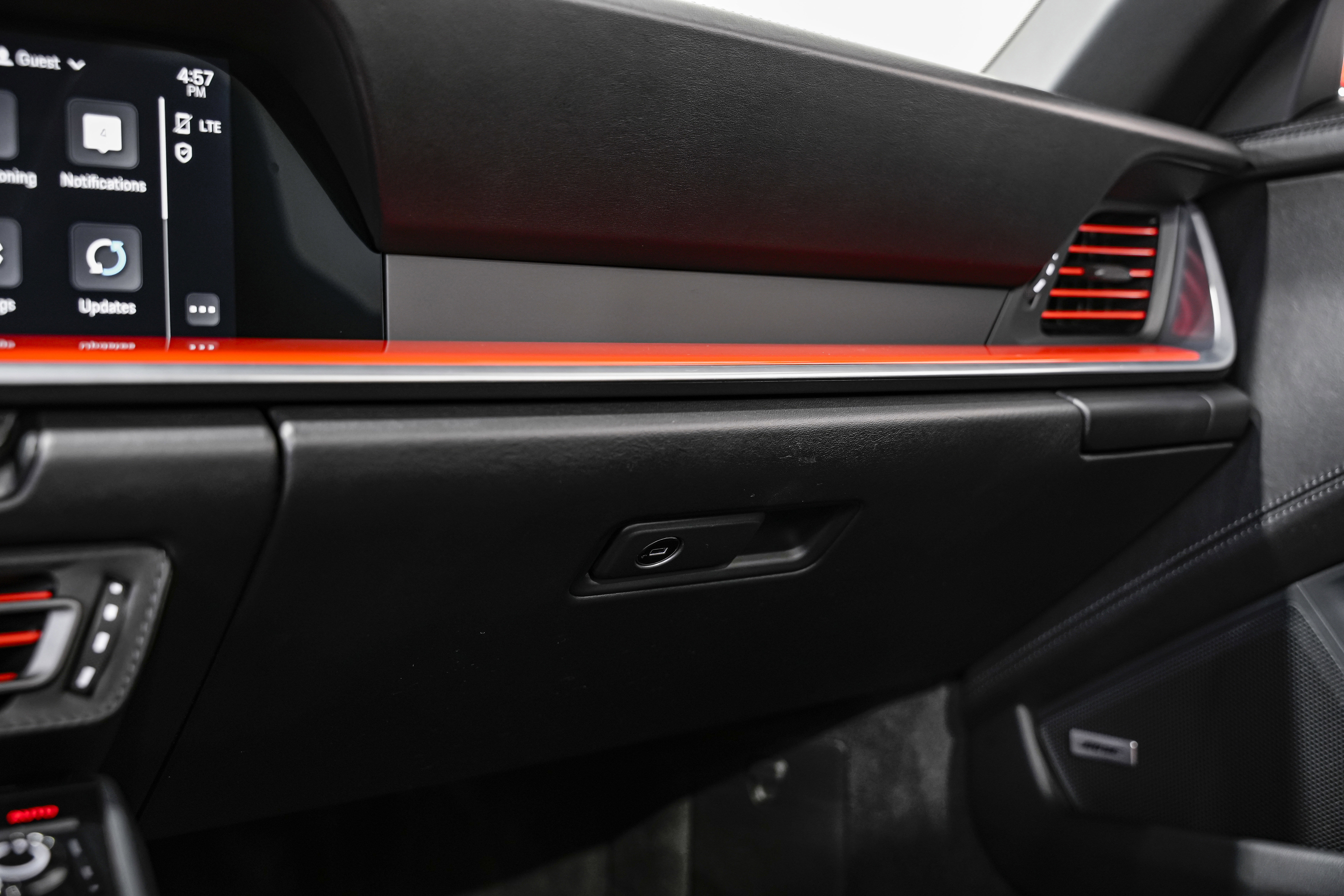 Used 2022 Porsche 911 Carrera image 22