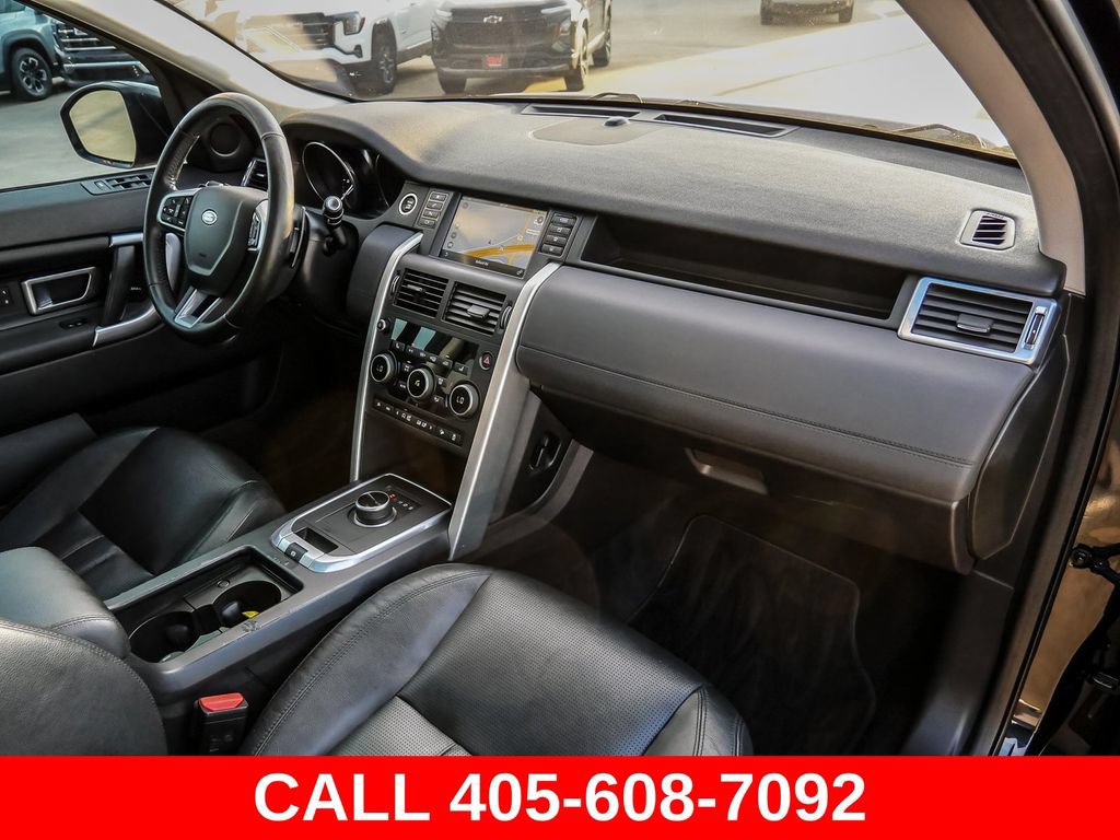 Used 2017 Land Rover Discovery Sport HSE AWD/4WD image 18