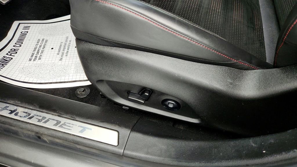 Used 2024 Dodge Hornet R/T w/ Track Pack image 11