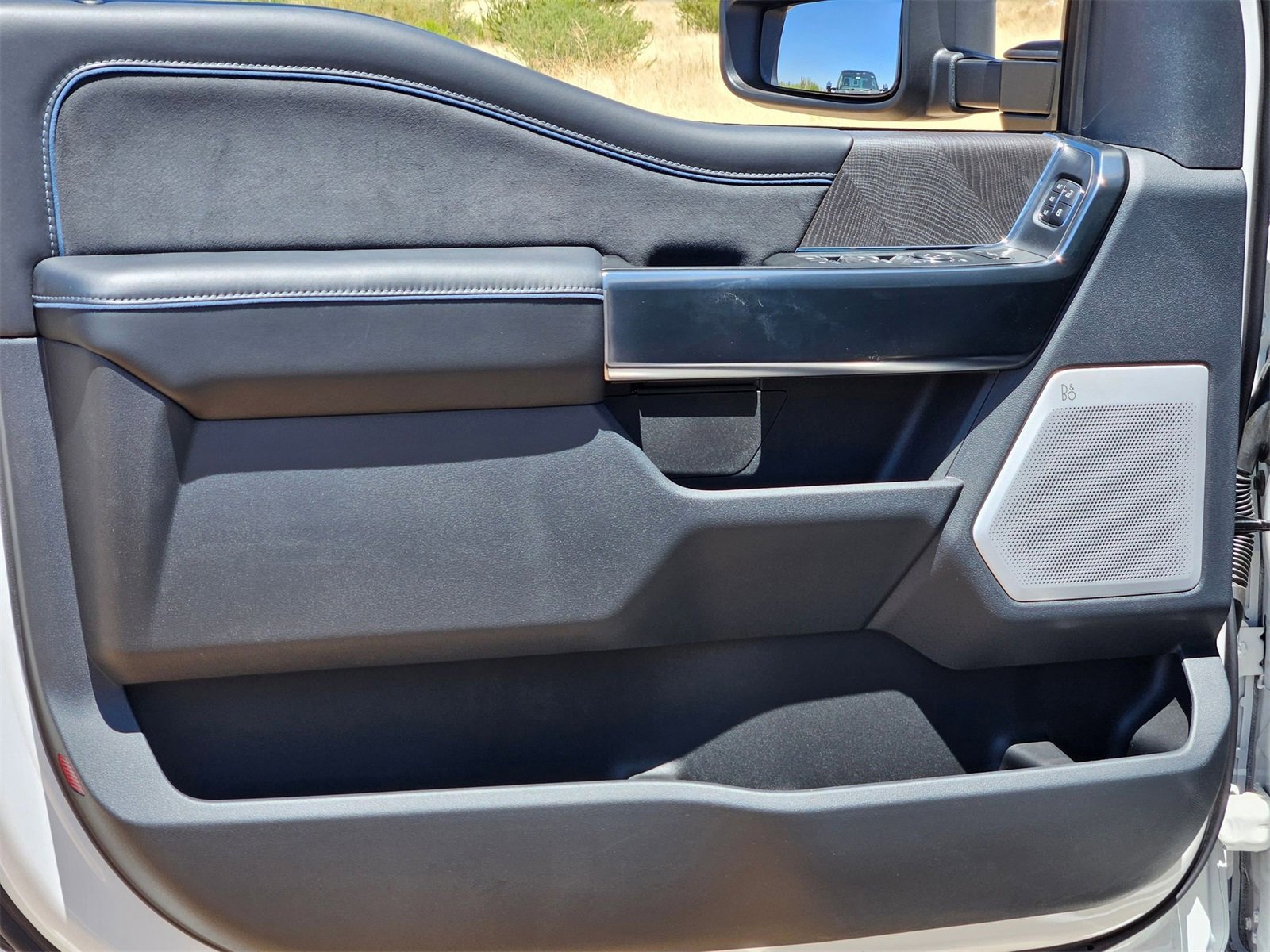 New 2025 Ford F250 Platinum image 13