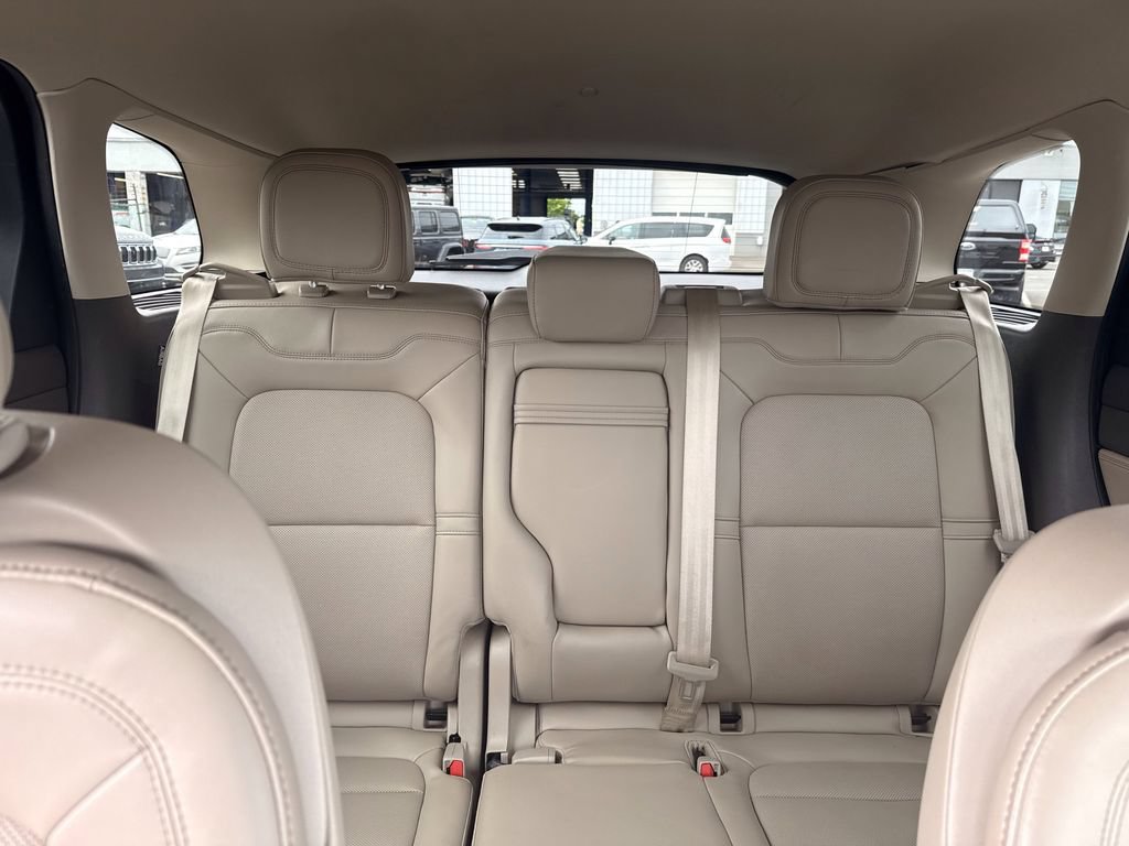 Used 2020 Lincoln Corsair AWD w/ Equipment Group 101A image 18