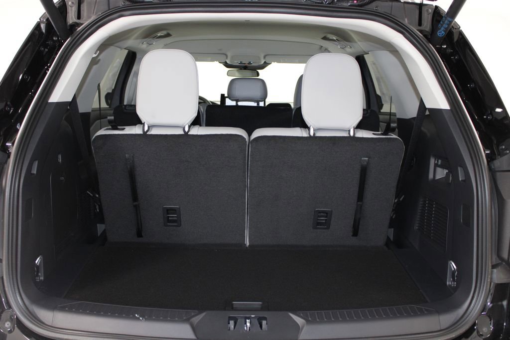 New 2026 Ford Explorer Active image 13