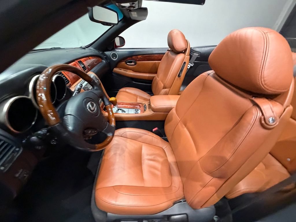 Used 2006 Lexus SC 430 Convertible RWD image 26