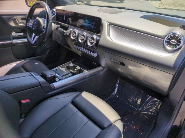 Used 2021 Mercedes-Benz GLA 250 4MATIC image 29