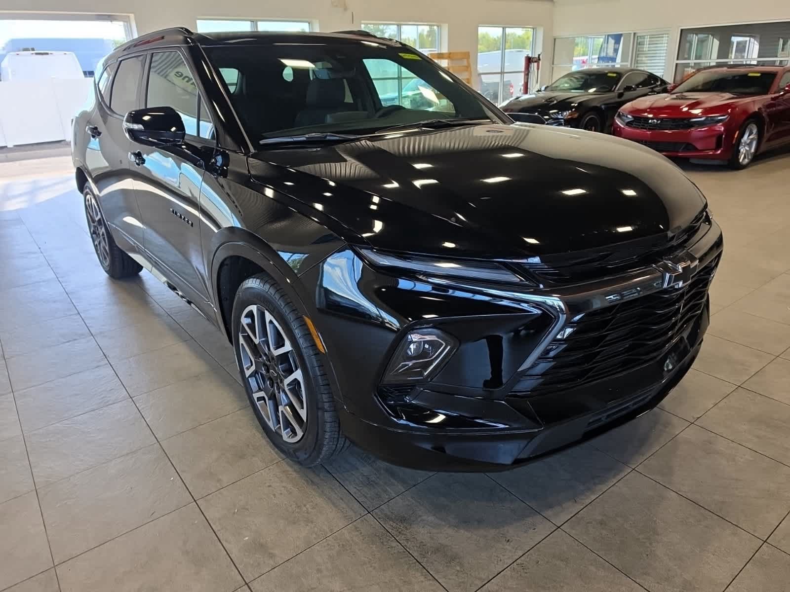 Used 2026 Chevrolet Blazer RS w/ Driver Confidence II Package AWD/4WD image 3