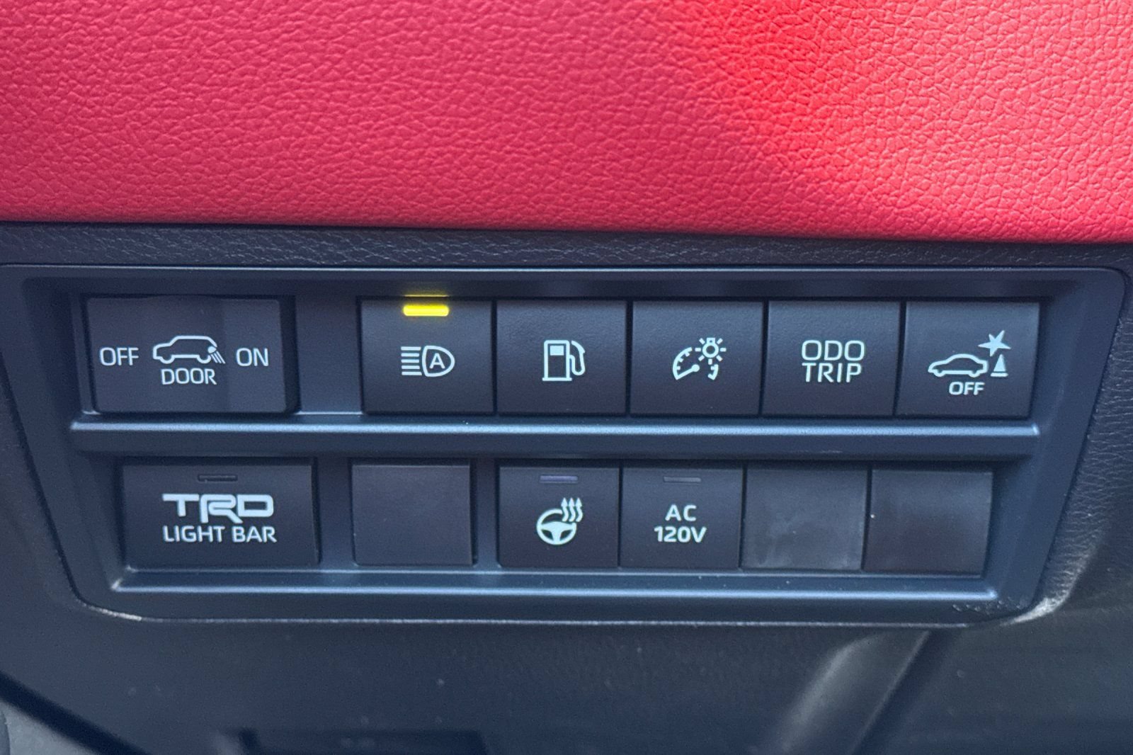 New 2026 Toyota Sequoia TRD Pro w/ Tow Technology Package AWD/4WD image 33