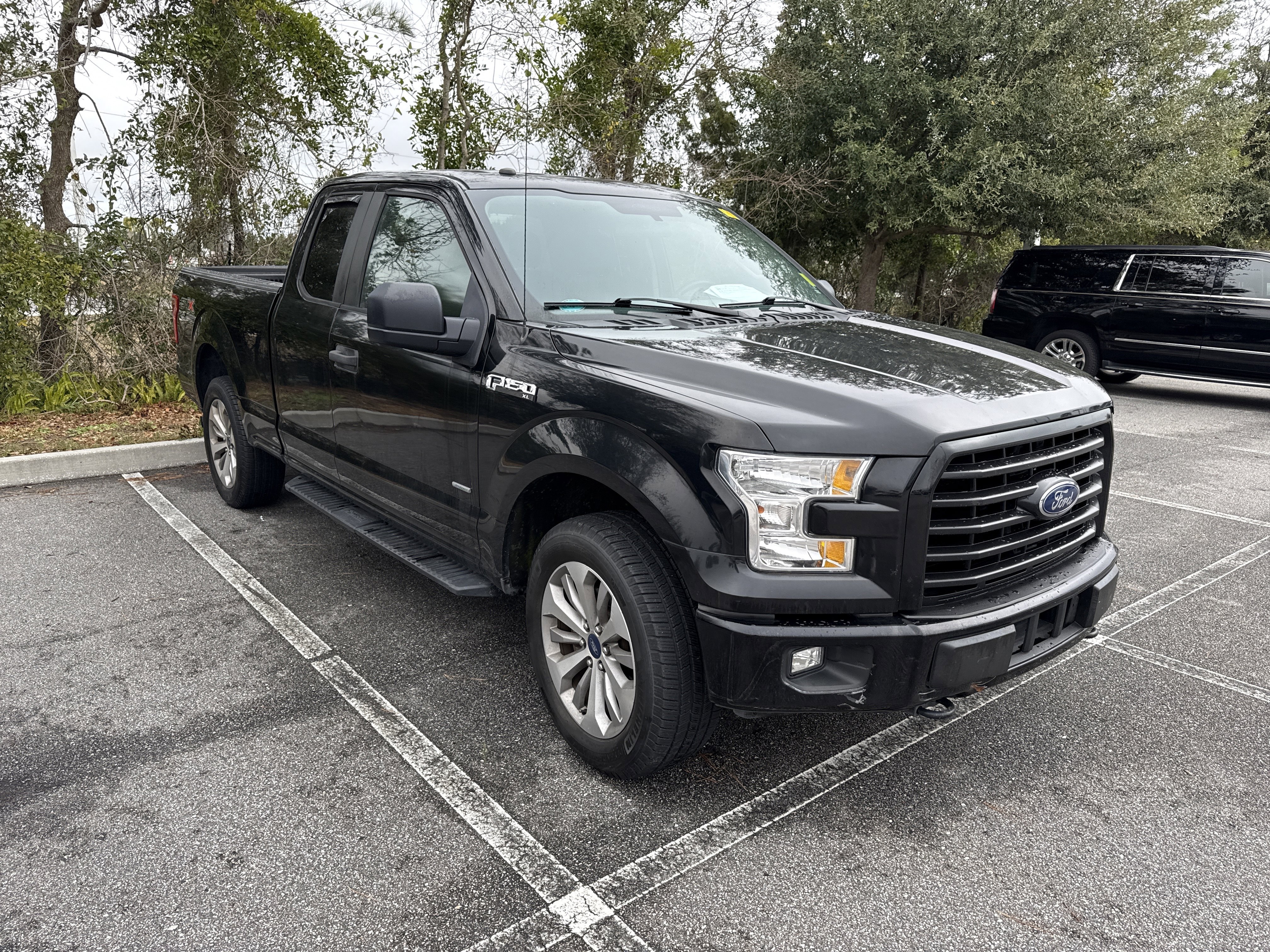 Used 2017 Ford F150 XL w/ Equipment Group 101A Mid