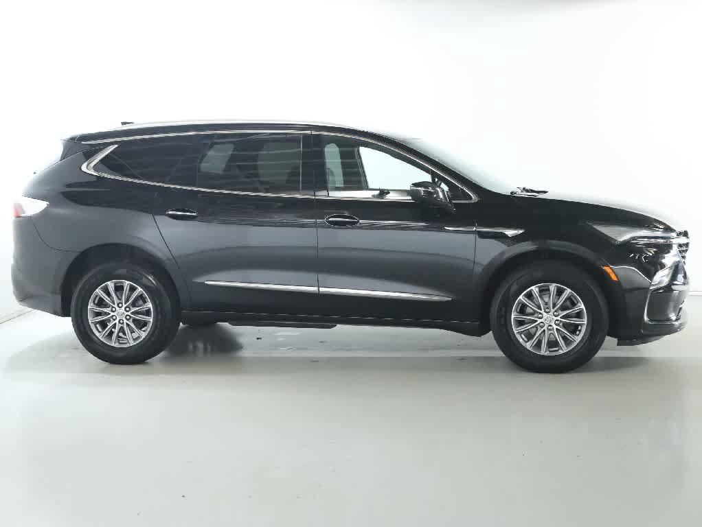 Used 2024 Buick Enclave Essence FWD image 14