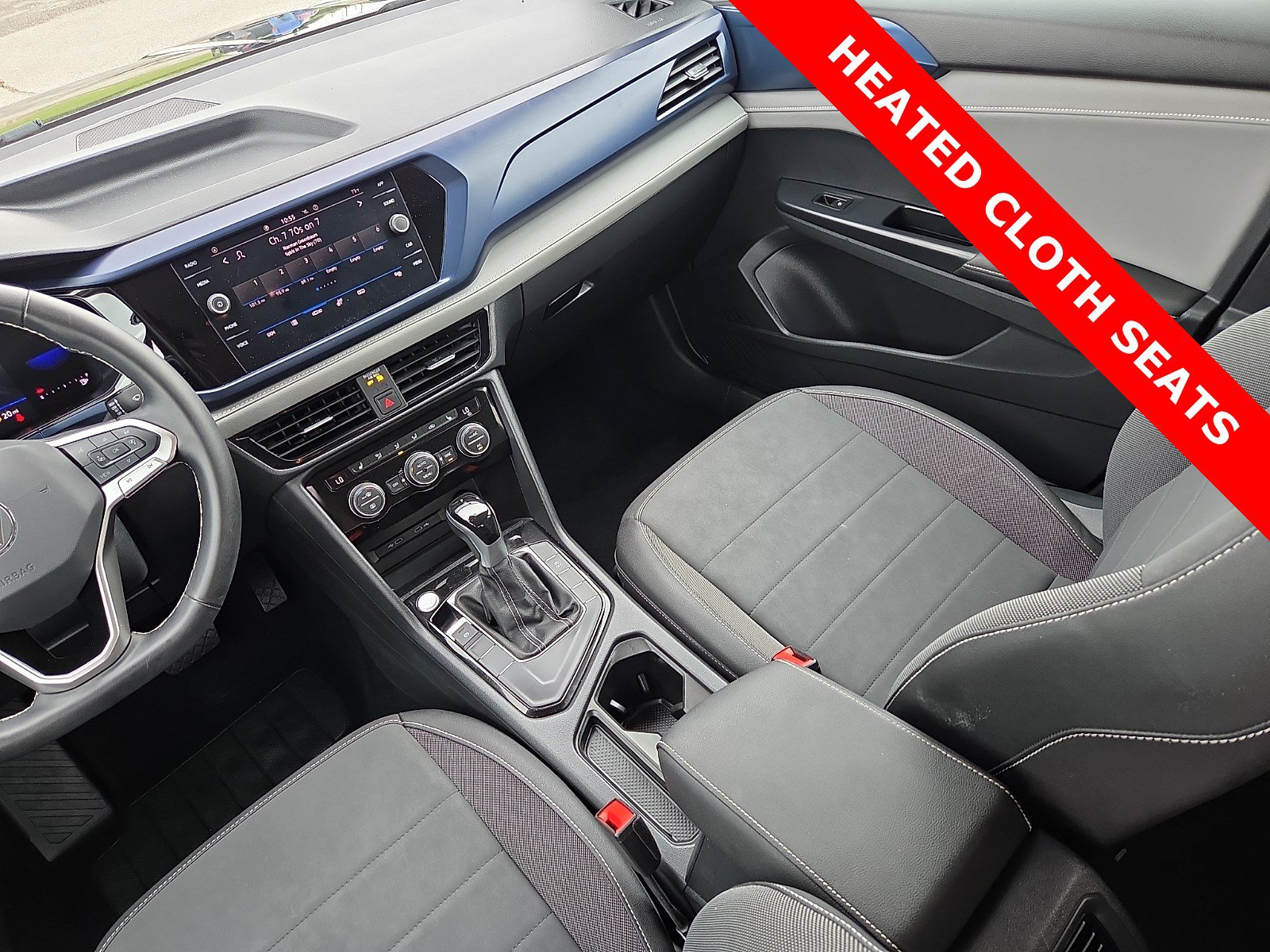 Used 2024 Volkswagen Taos SE FWD image 12