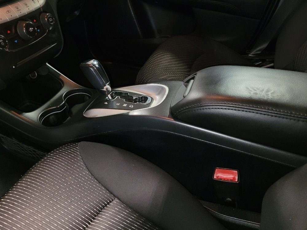 Used 2015 Dodge Journey American Value Package w/ Flexible Seating Group FWD image 26
