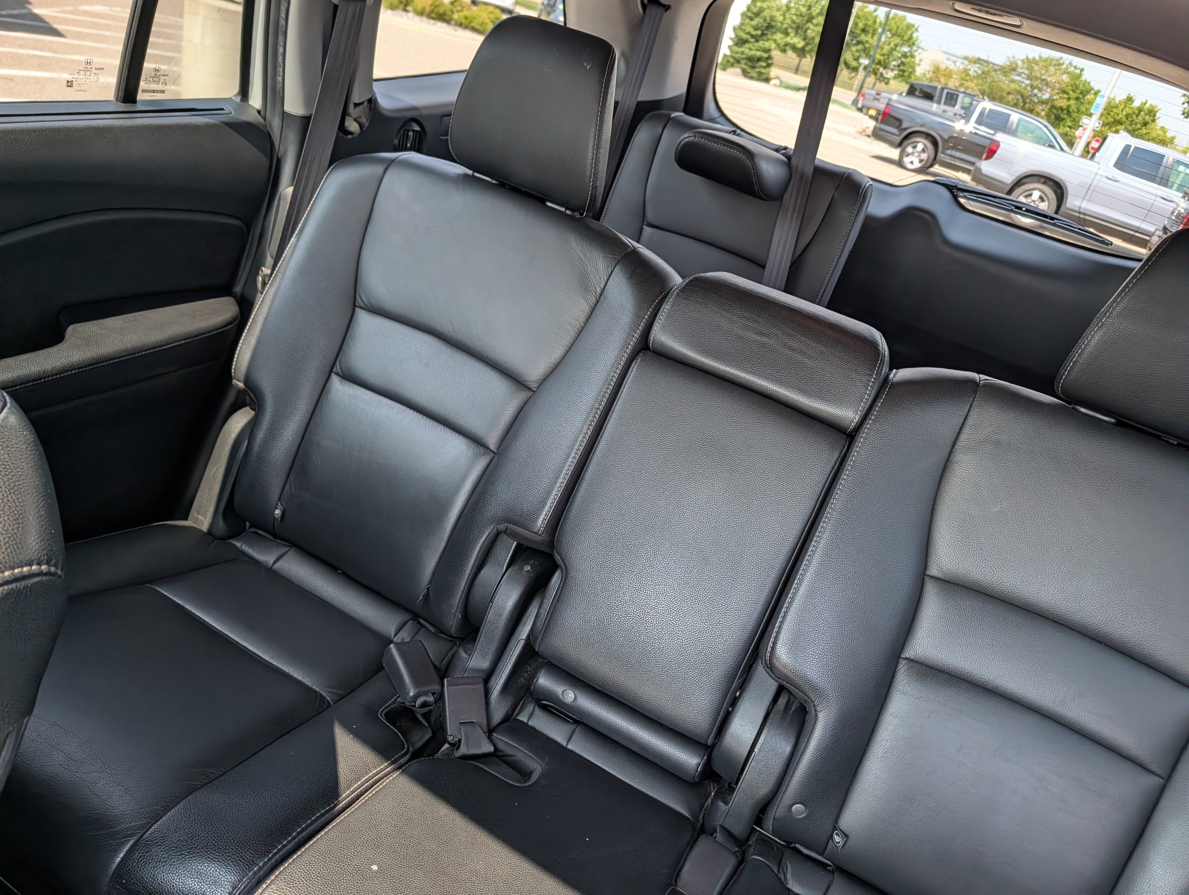 Used 2019 Honda Pilot Touring image 12