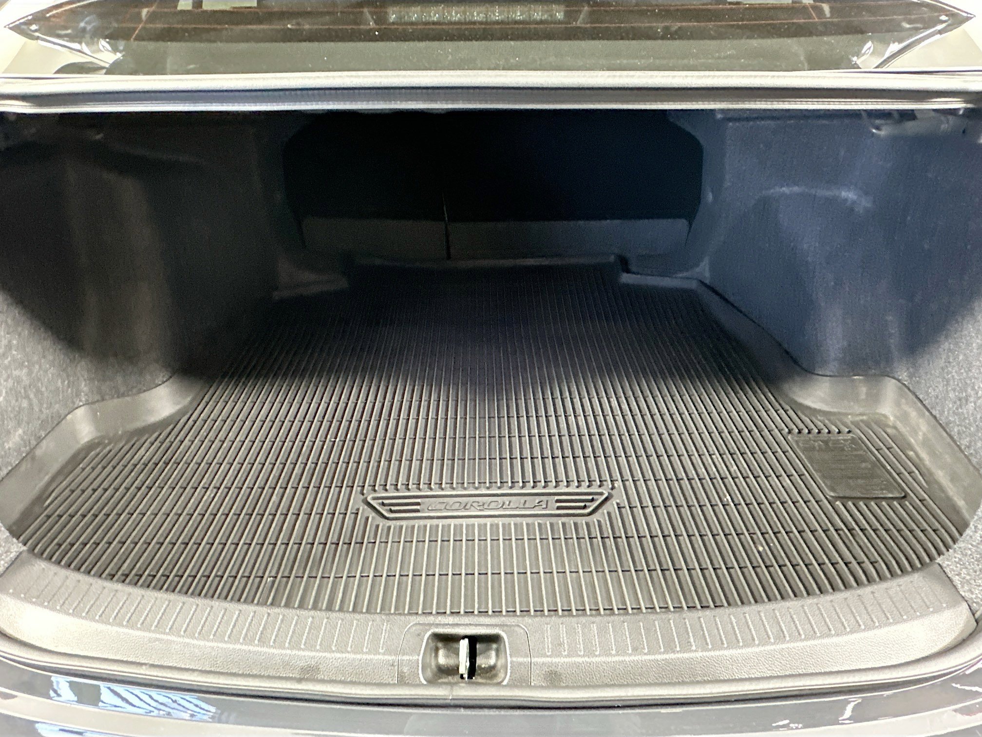 Used 2025 Toyota Corolla FX w/ Convenience Package image 28