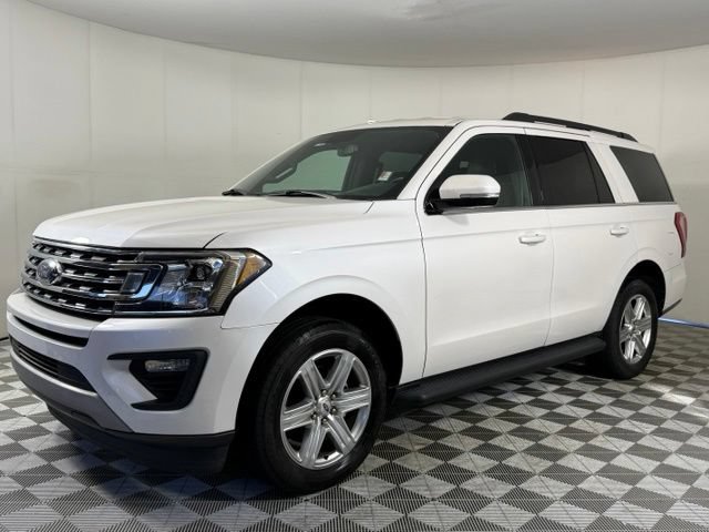 Used 2019 Ford Expedition XLT w/ Equipment Group 201A RWD image 2