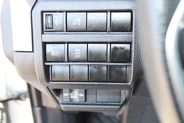 Used 2024 Toyota Tacoma TRD Off-Road AWD/4WD image 26