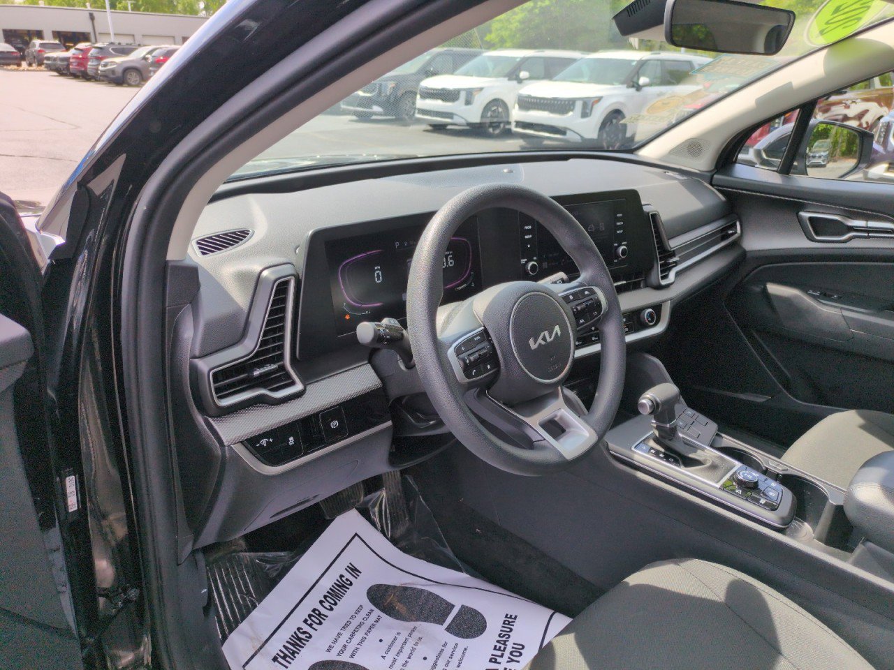 Used 2024 Kia Sportage LX AWD/4WD image 19