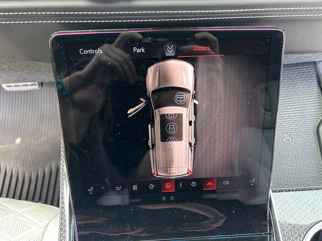 Used 2025 Cadillac Escalade V AWD/4WD image 41