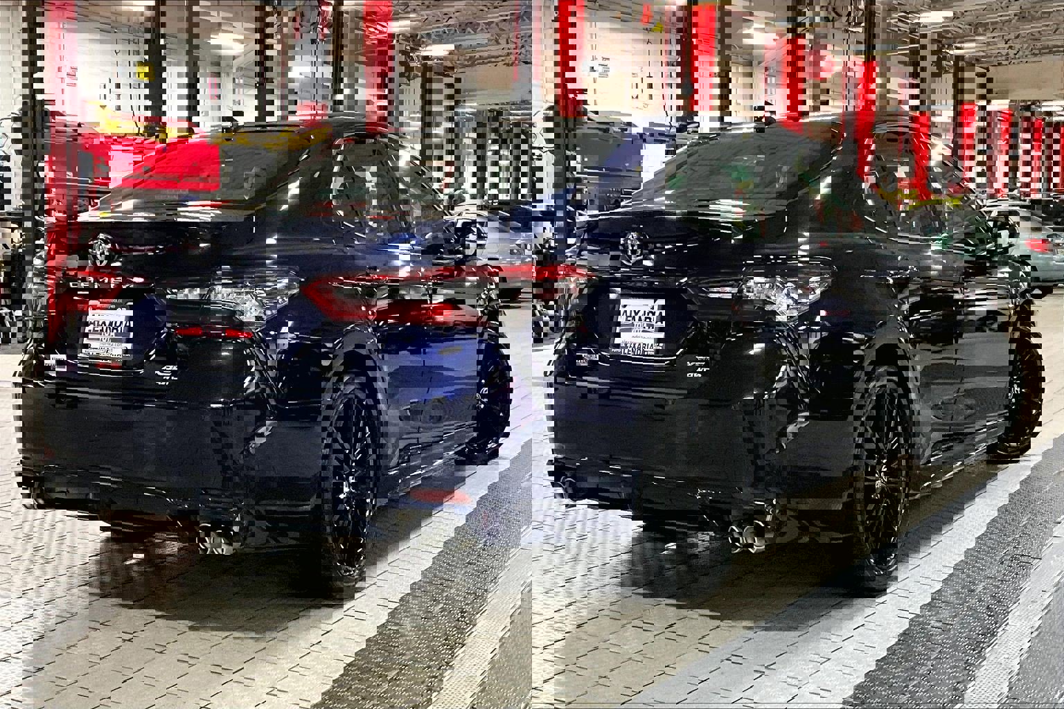 Used 2022 Toyota Camry XSE image 12