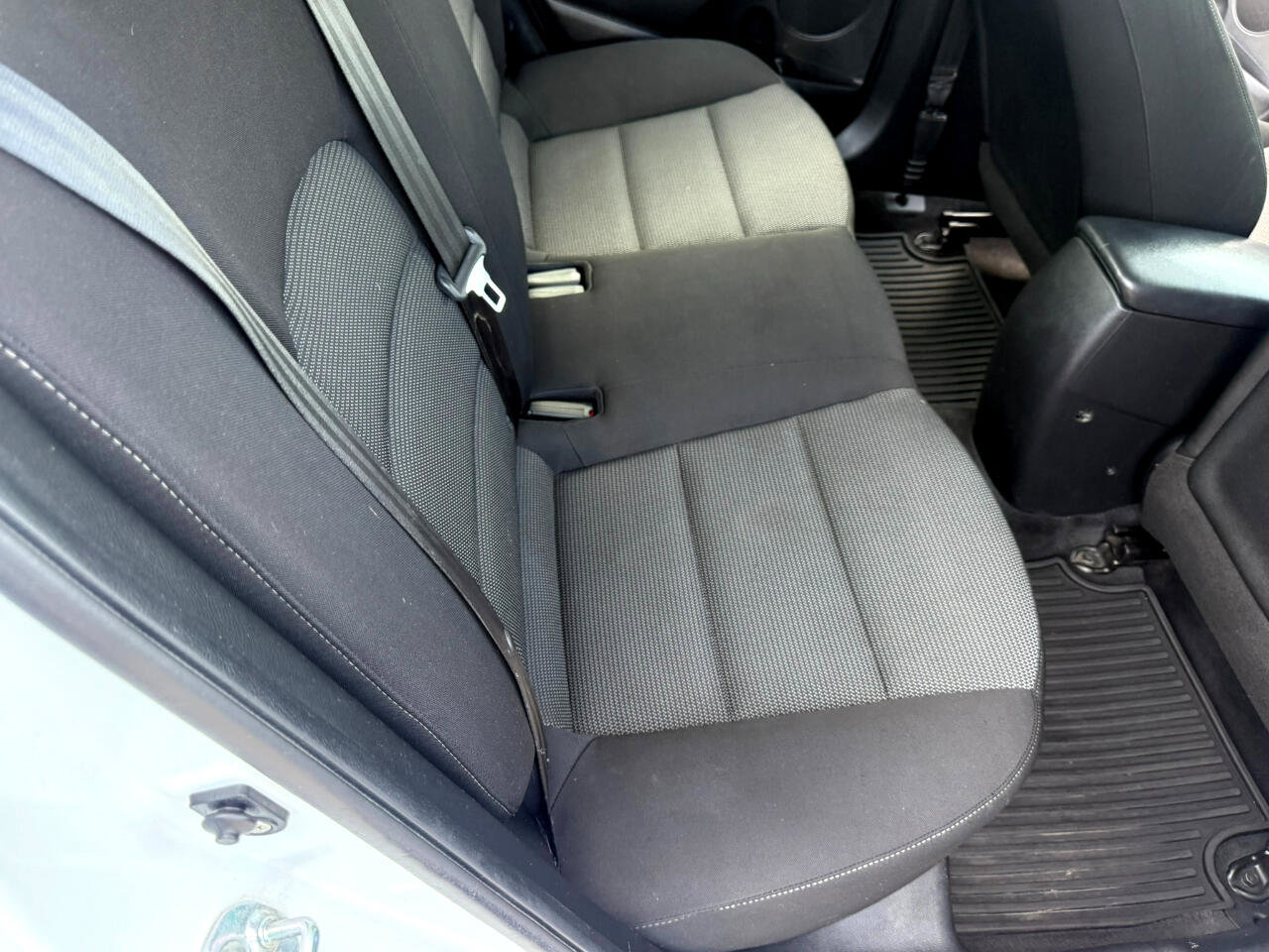 Used 2017 Kia Forte LX image 14