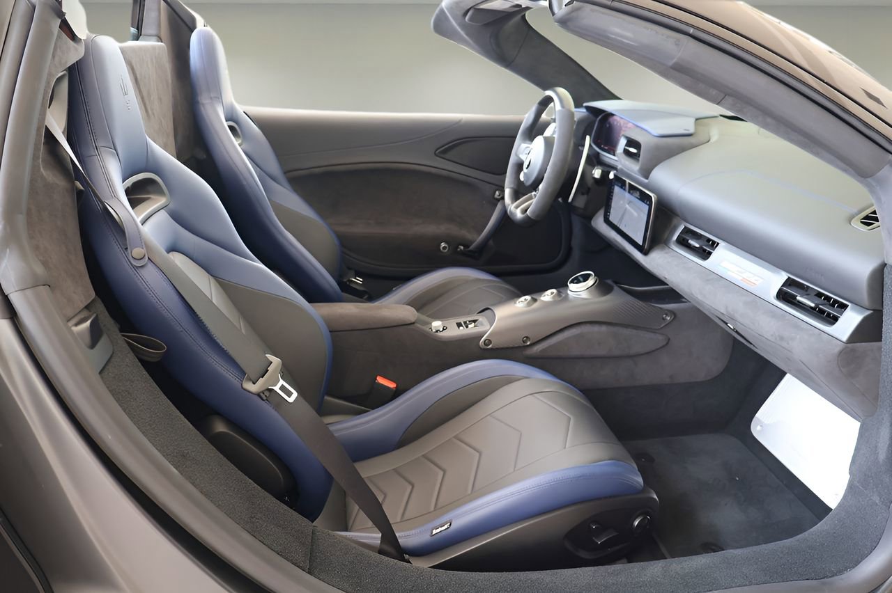 Used 2024 Maserati MC20 Cielo image 13