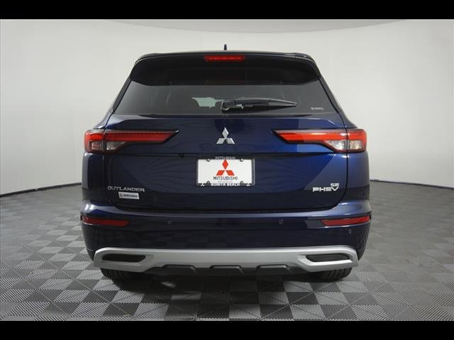New 2025 Mitsubishi Outlander SE image 6