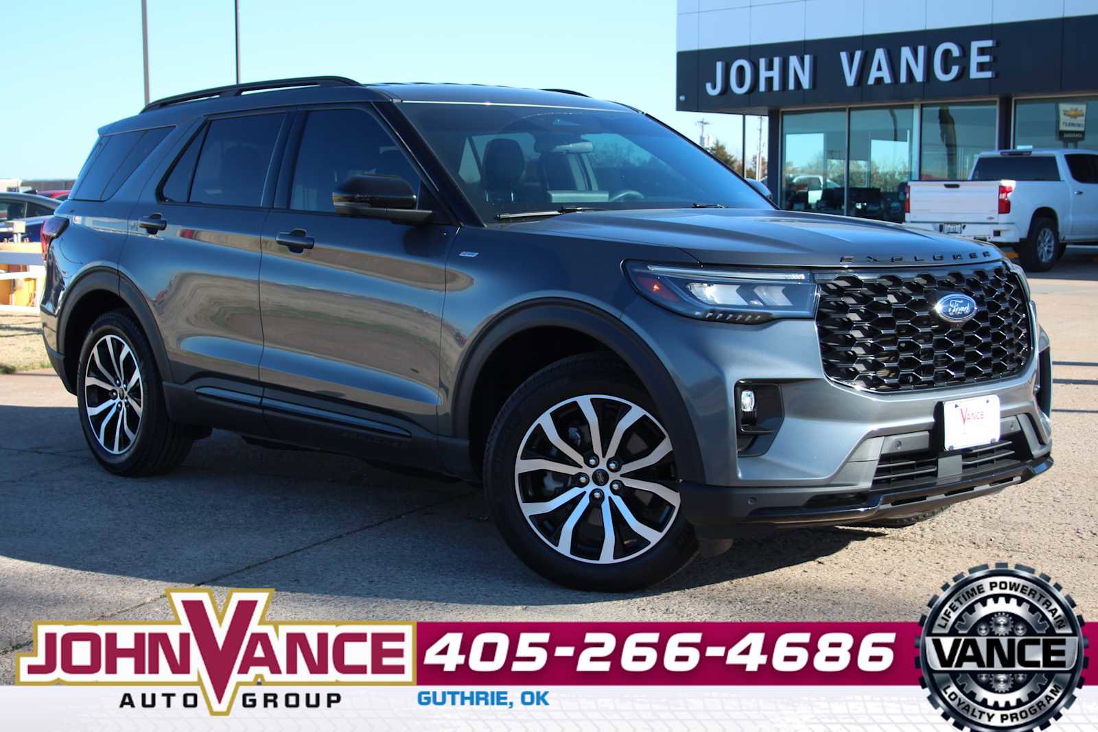 Used 2025 Ford Explorer ST-Line image 1