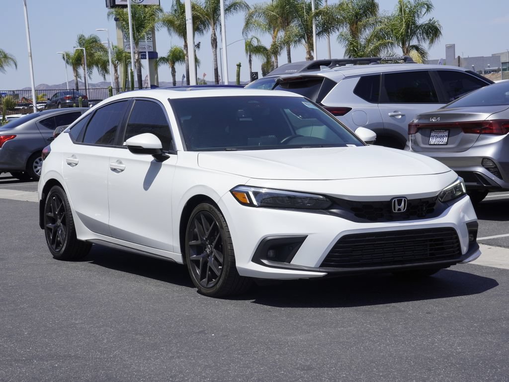 Used 2022 Honda Civic Sport Touring image 2