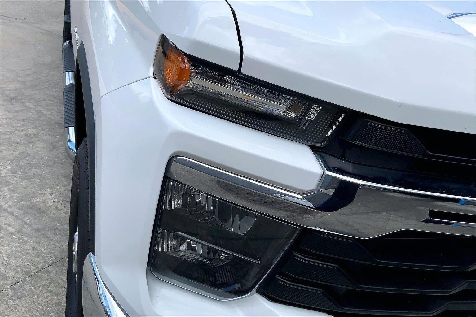 Used 2025 Chevrolet Silverado 2500 LT AWD/4WD image 26