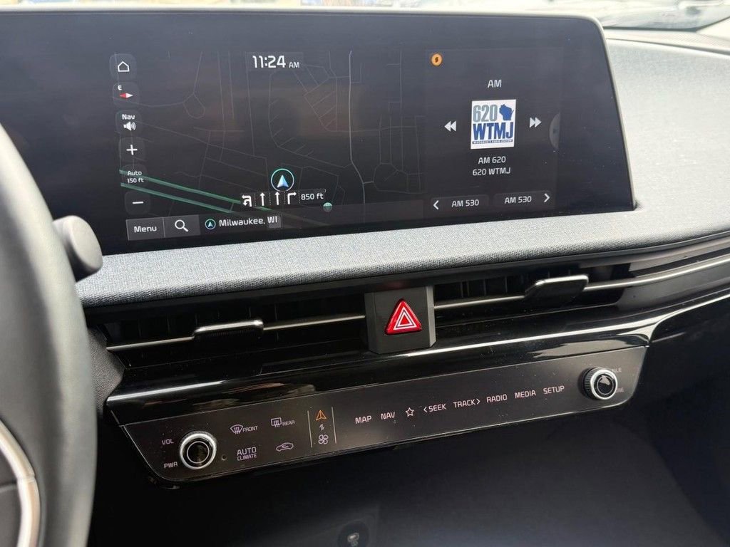 Used 2023 Kia EV6 Wind image 17