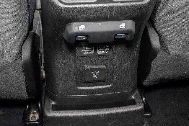 Used 2024 Jeep Wrangler Unlimited Sahara AWD/4WD image 24