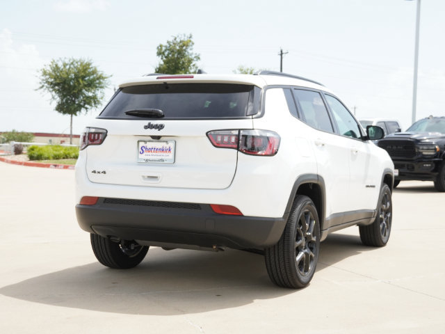 New 2026 Jeep Compass Latitude AWD/4WD image 10