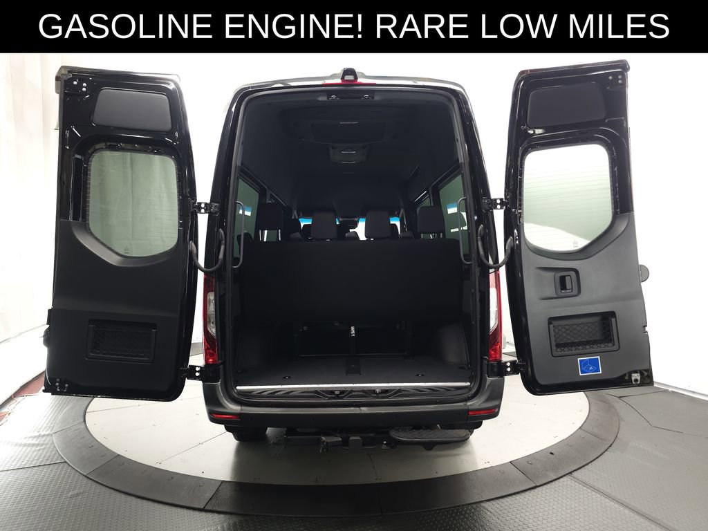 Used 2021 Mercedes-Benz Sprinter 2500 image 24