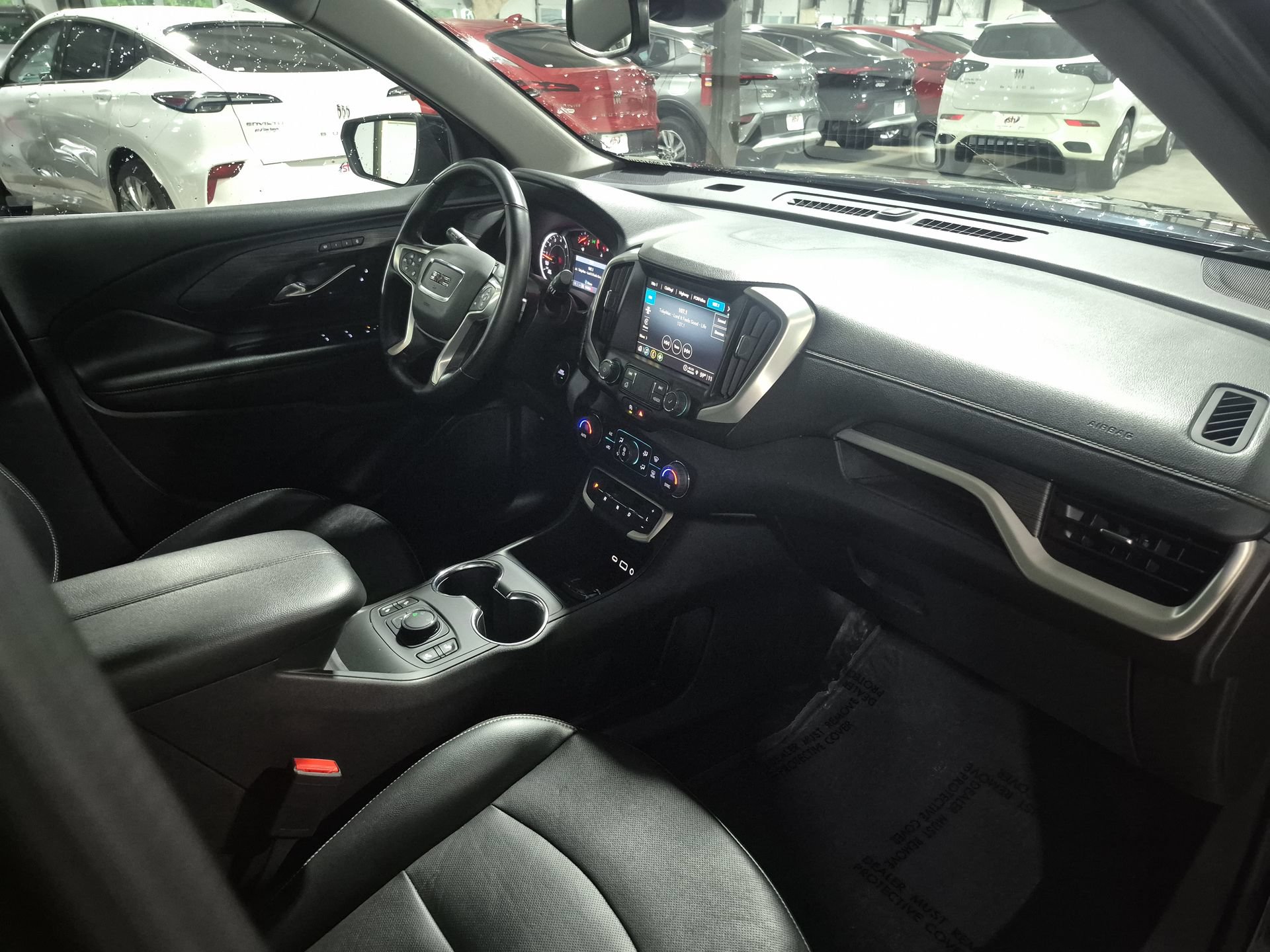 Used 2024 GMC Terrain SLT AWD/4WD image 29