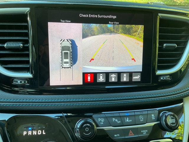 Used 2021 Chrysler Pacifica Touring-L w/ Premium & Safety Sphere Group FWD image 22