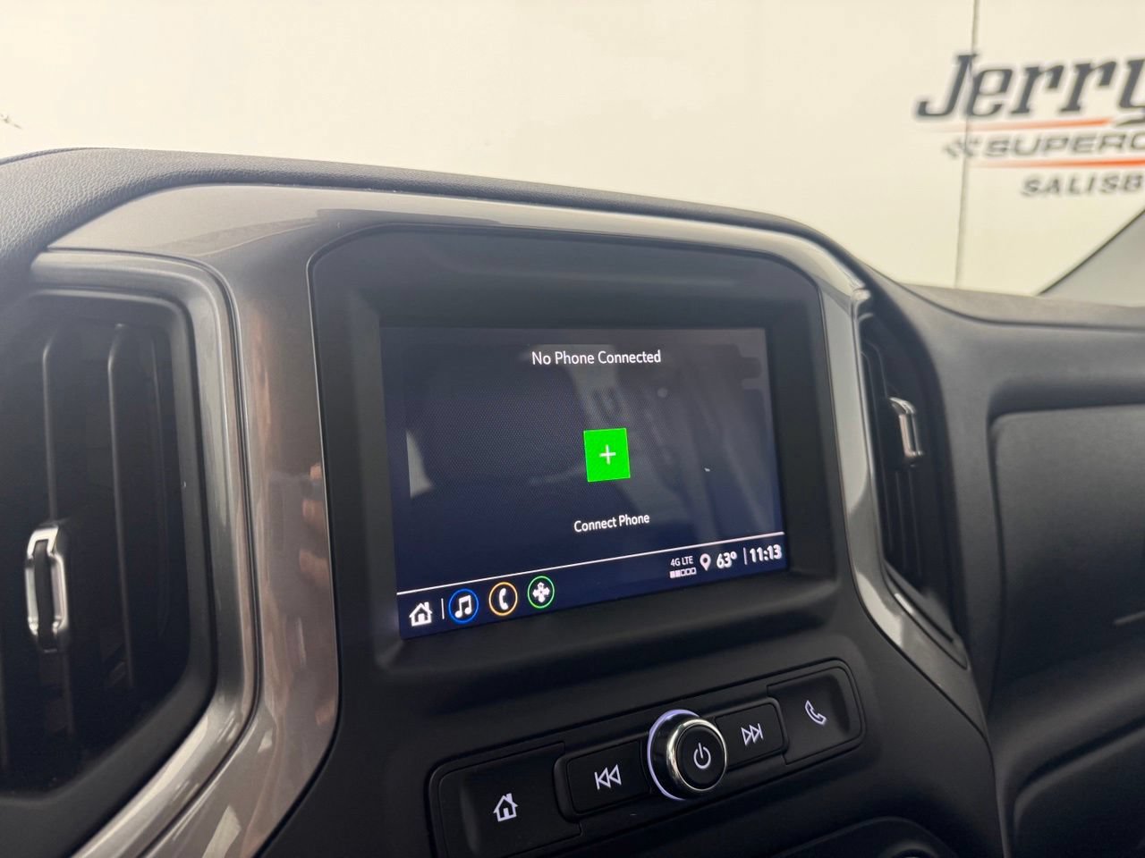 Used 2025 Chevrolet Silverado 1500 Custom AWD/4WD image 18
