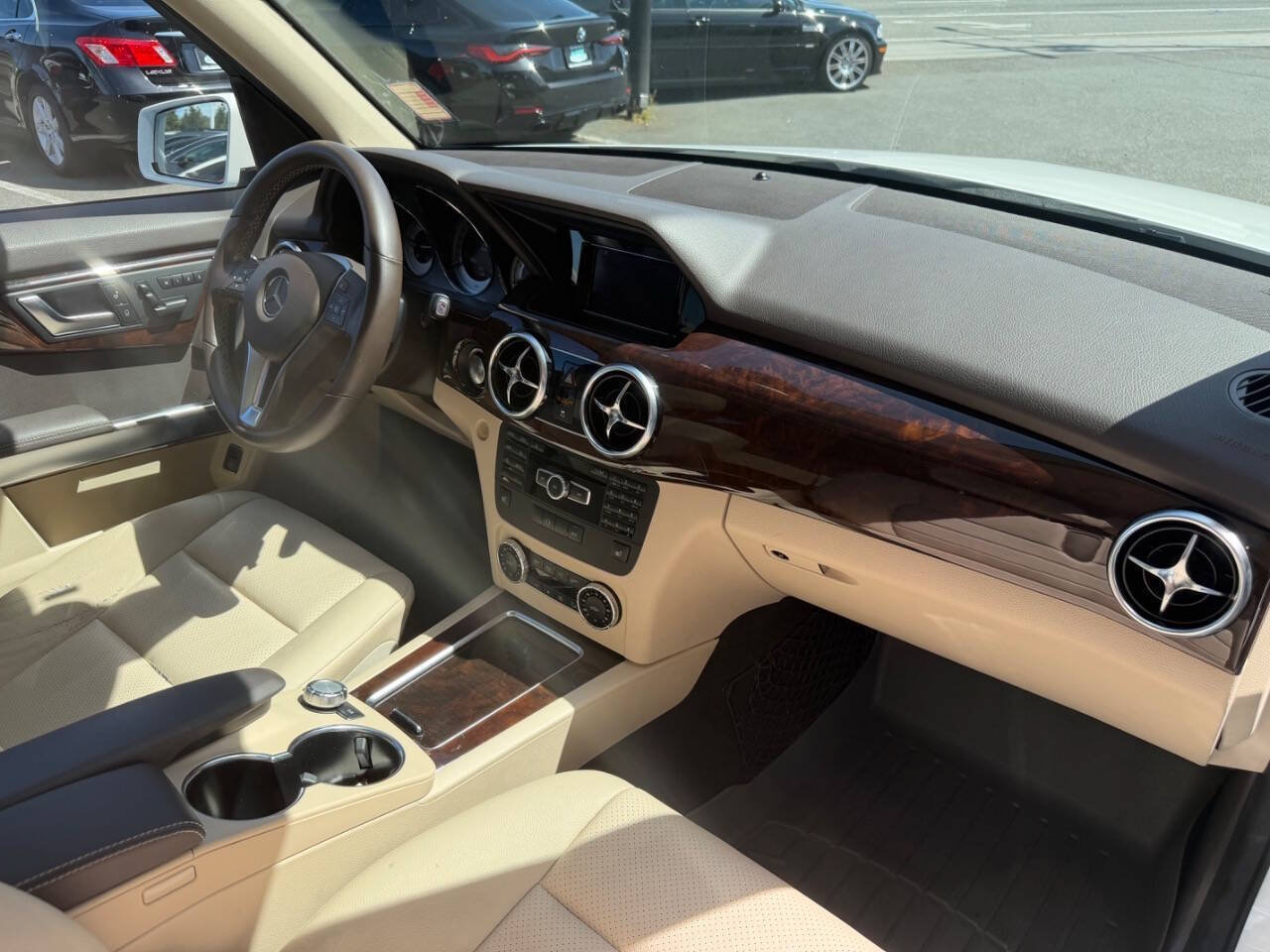 Used 2014 Mercedes-Benz GLK 350 2WD image 17