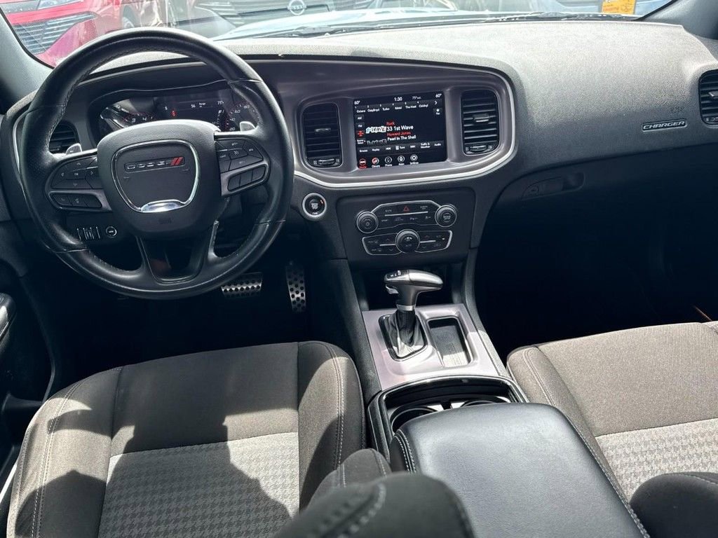 Used 2022 Dodge Charger R/T w/ Driver Convenience Group image 11