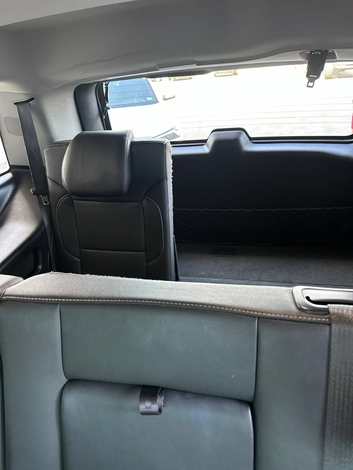 Used 2018 GMC Yukon SLT w/ Premium Edition RWD image 38